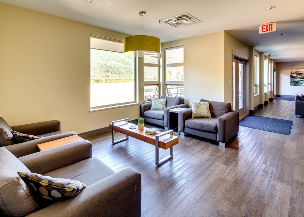 Hi Whistler - Hostel Extérieur photo